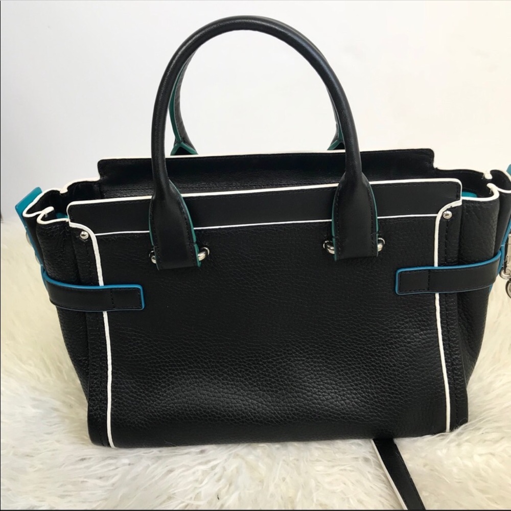 ❌SOLD ❌🖤Coach Swagger 27 RARE🖤 - Picture 7 of 8